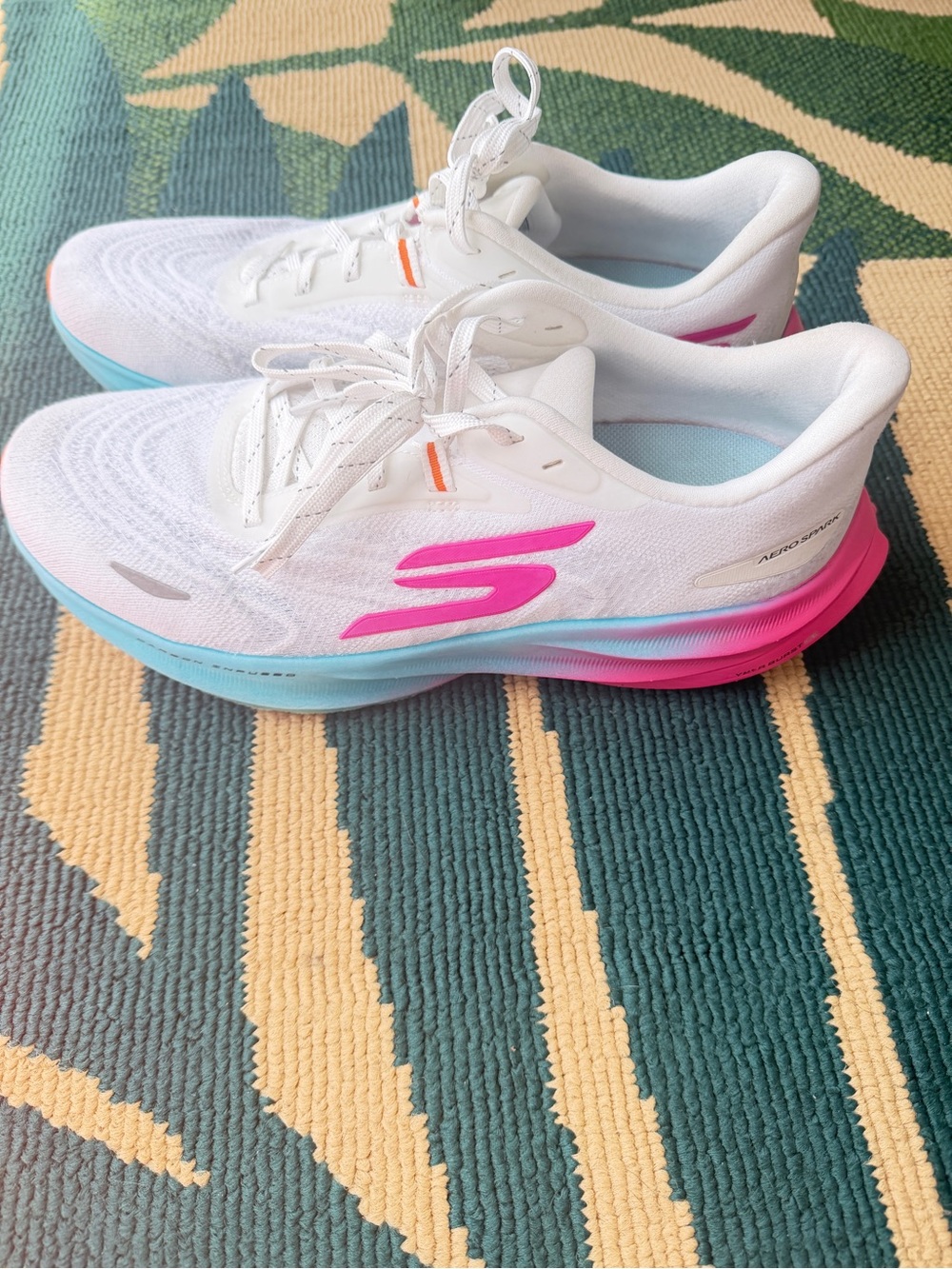 Women's Skechers Aero Spark Size 10 - Picture 2 of 5